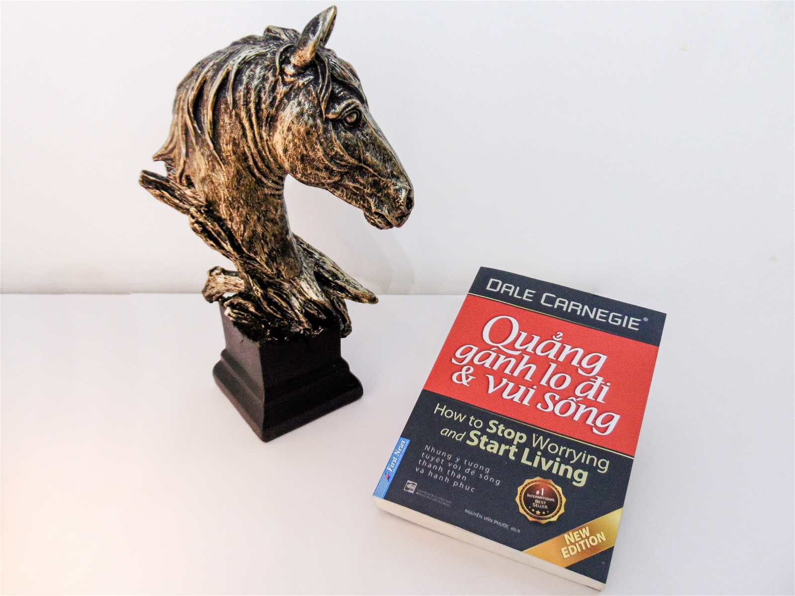 tuong-ngua-trang-tri-ban-lam-viec-decor-phong-thuy