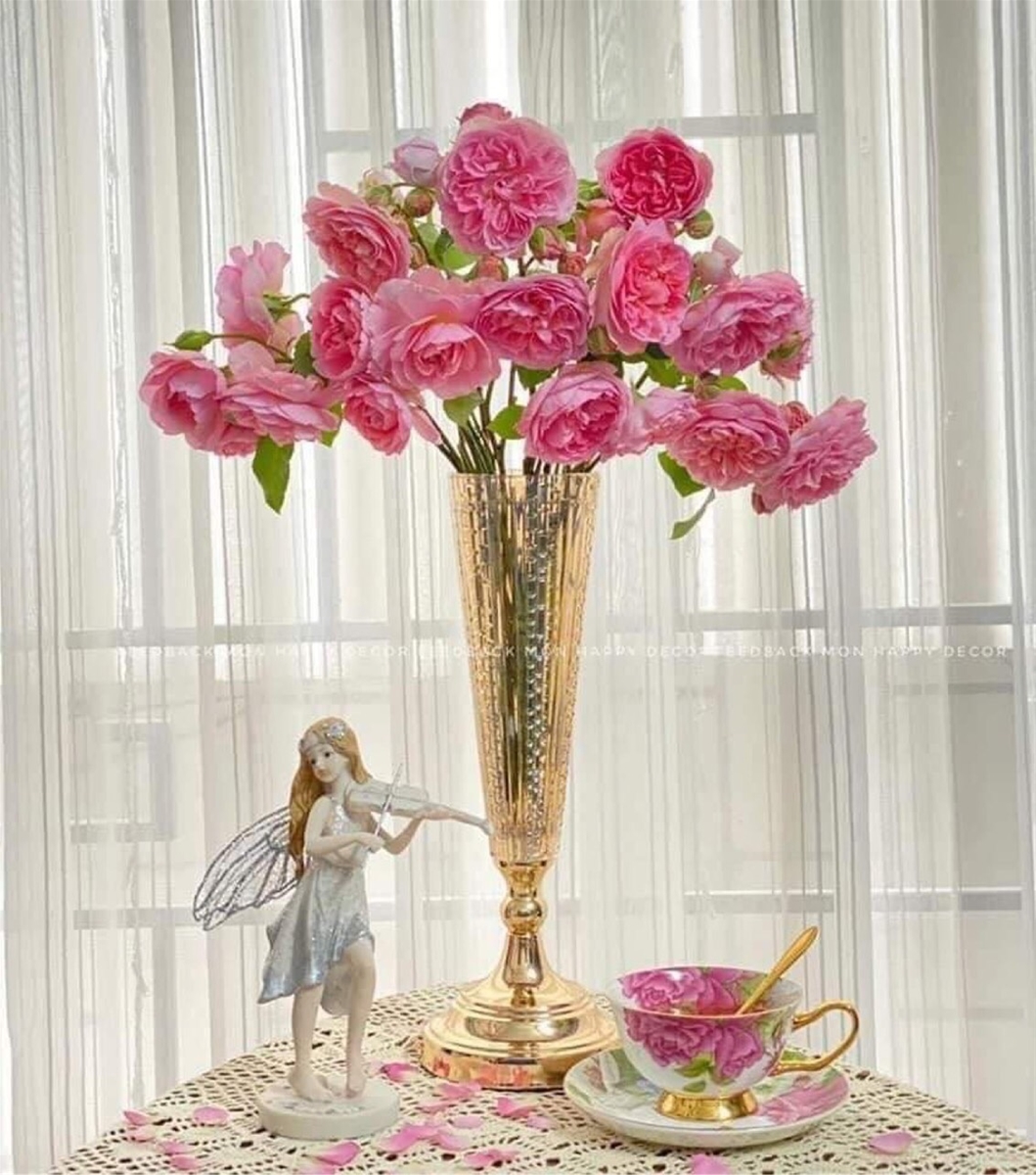 binh-cam-hoa-thuy-tinh-de-dong-cao-cap