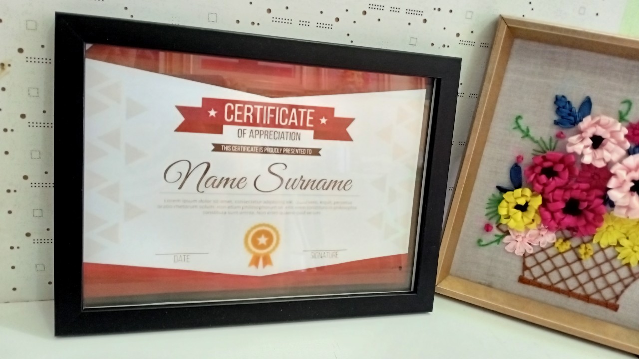 mau-khung-bang-khen-dep