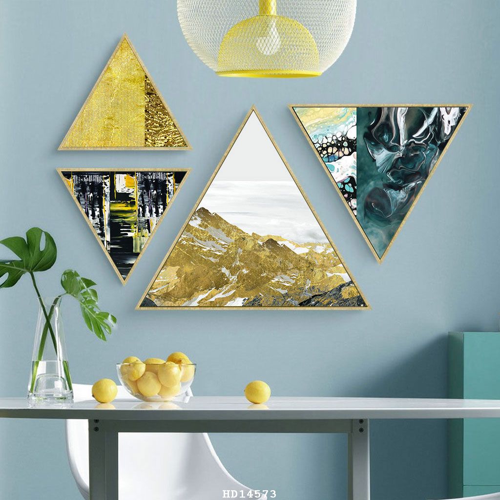 bo-tranh-canvas-co-hinh-tam-giac