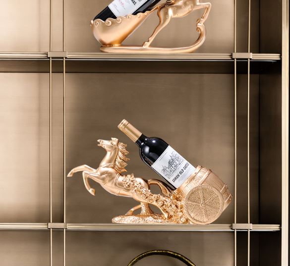 ke-ruou-vang-trang-tri-tu-ruou-dep