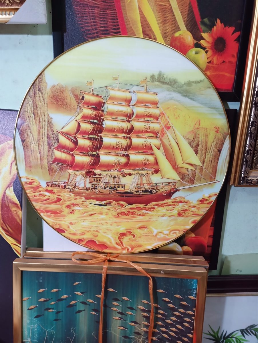 mau-tranh-trang-guong-tron-thuan-buom-xuoi-gio