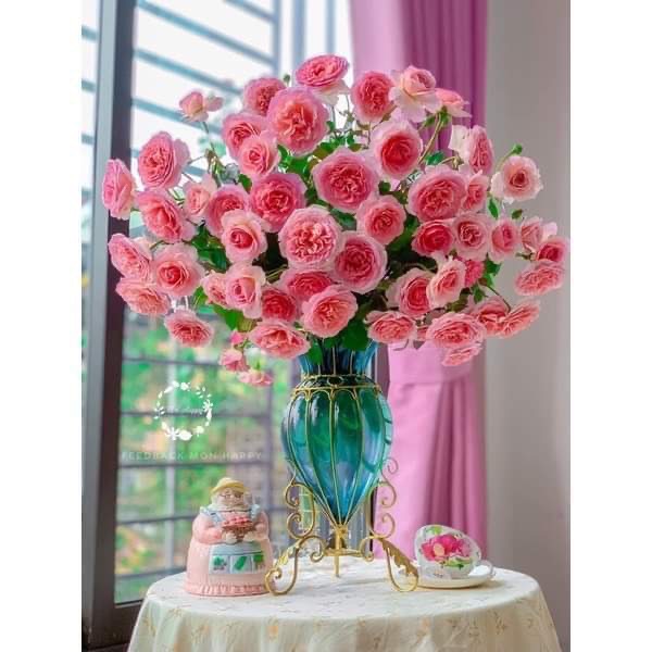 binh-hoa-thuy-tinh-chan-sat-my-thuat-cao-cap