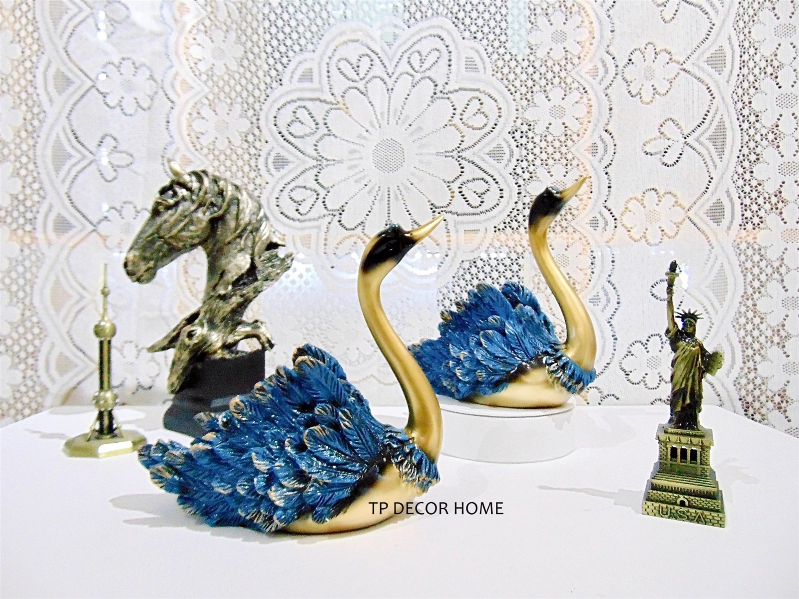 decor-de-ban-trang-tri-tiec-dam-cuoi-vo-cung-y-nghia